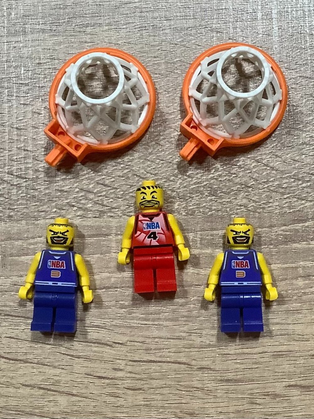 Lego Sport NBA basketball minifigure and hoop lot
